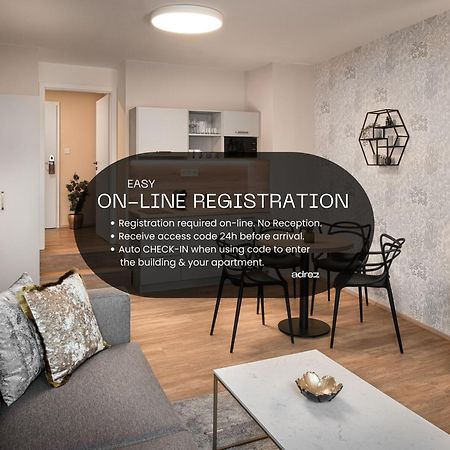 Theatre 9 Apartments By Adrez براغ المظهر الخارجي الصورة